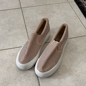 Elegant Tan Slip-On Women's Sneakers